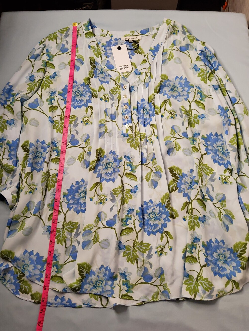 Rose & Olive Blue and Green Floral V Neck Tunic Blouse. NWT - Picture 4 of 8